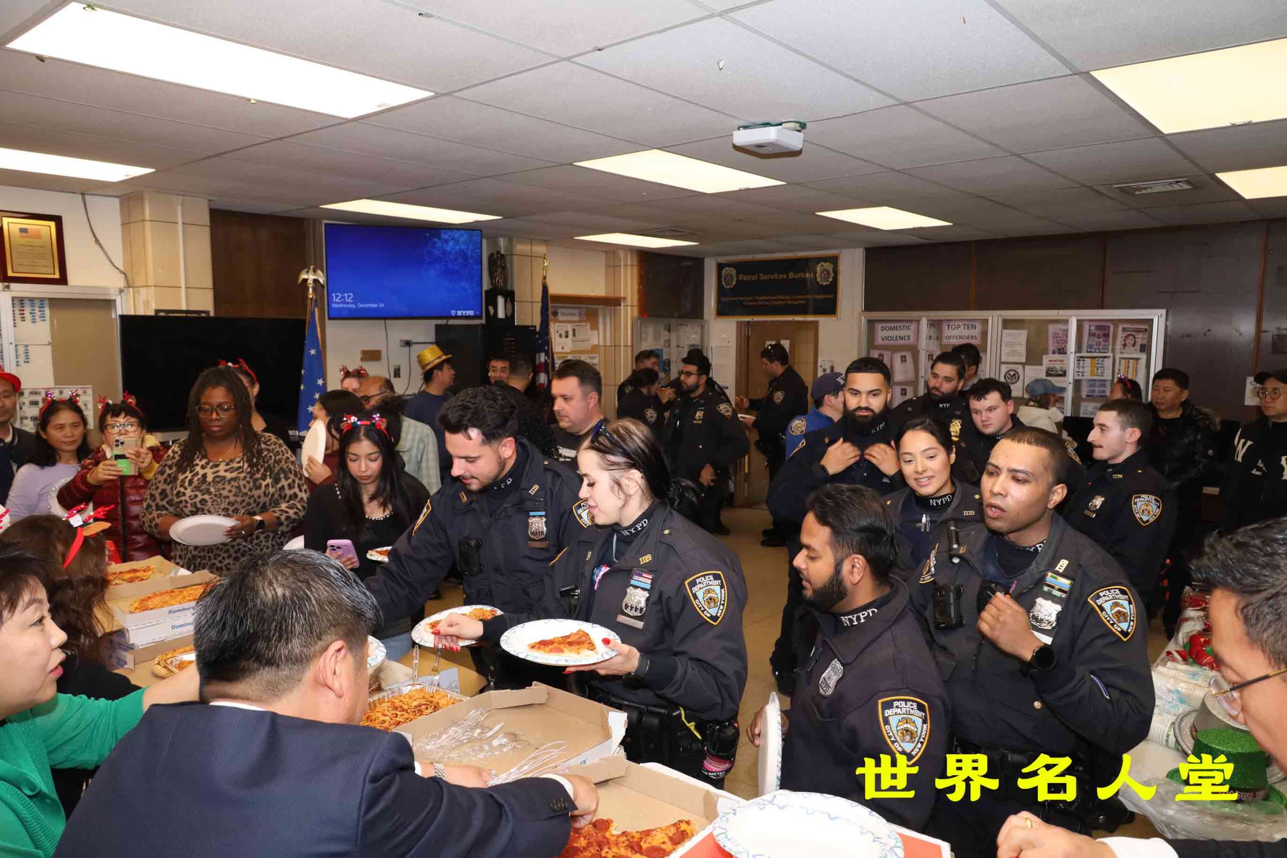 「平安夜到警局送溫暖」美國河北同鄉聯合總會|紐約朝鮮族同胞會向109分局送上節日溫暖